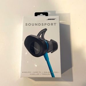 New In Box Bose Sound Sport Wireless Headphones blue